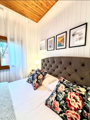 Casa degli Albicocchi - near Venice - whole house with garden and free Prkg
